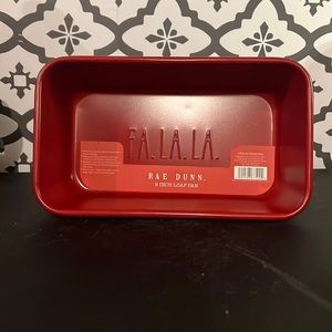 Rae Dunn 9 inch Loaf Pan